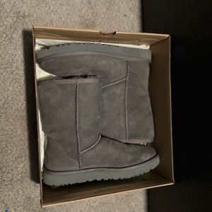 Gray Ugg boots! Perfect for winter!